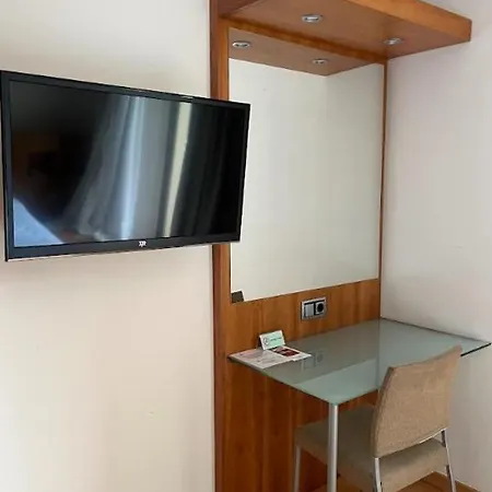 La - Adults Only Hotel 3*
