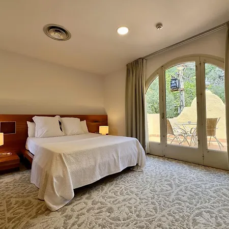 La - Adults Only Hotel 3*